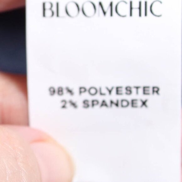 NWT Bloomchic Geometric Pattern Bow-Tie Blouse - Size 12 Large - Picture 7 of 9